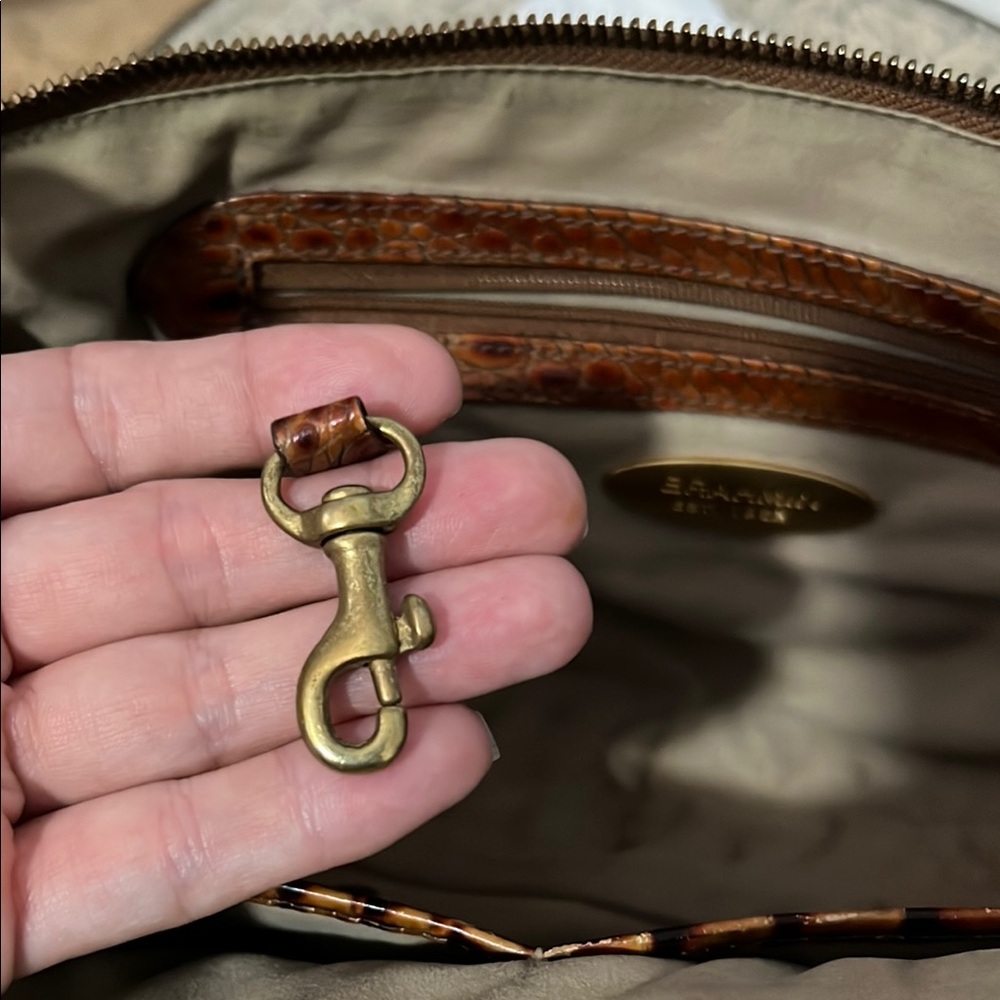 Brahmin Brown Shoulder Bag with Elegant Design - Picture 7 of 11